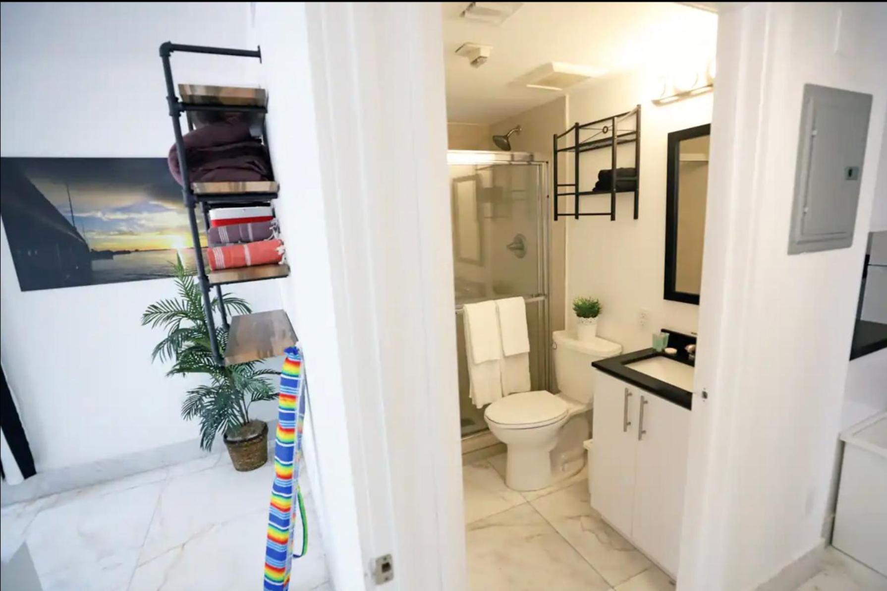 South Beach 2 Bedroom Family & Pet Friendly Apartment With Balcony & Free Parking Miami Beach Kültér fotó