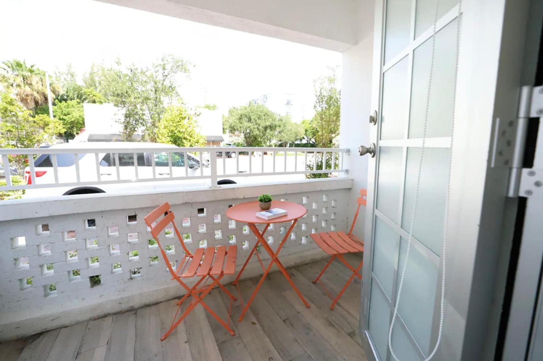 South Beach 2 Bedroom Family & Pet Friendly Apartment With Balcony & Free Parking Miami Beach Kültér fotó